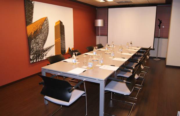 Salon Consejo Hotel ILUNION Barcelona Barcelona